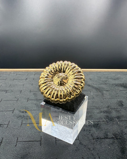 Bague fleurie tendance été 2025